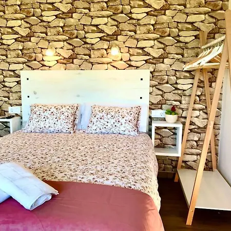 Casa Nueva De Vigo Rural Con Jacuzzi Y Chimenea Escapada Romantica Holiday home Mos