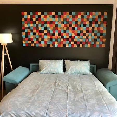 Casa Nueva Vigo-mos Con Chimenea Y Jacuzzi Obsequio Kit Desayuno Y Botella Cava Сasa de vacaciones *