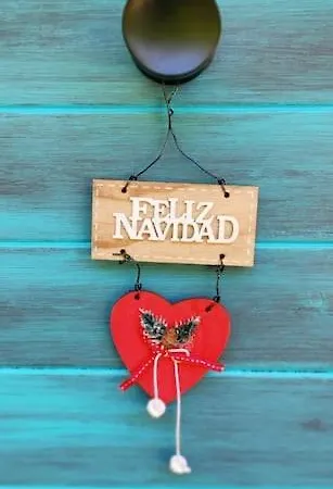 Casa Nueva Vigo-mos Con Chimenea Y Jacuzzi Obsequio Kit Desayuno Y Botella Cava Сasa de vacaciones *