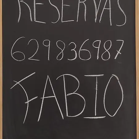 Casa Nueva Vigo-mos Con Chimenea Y Jacuzzi Obsequio Kit Desayuno Y Botella Cava Mos