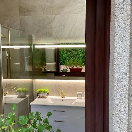 Сasa de vacaciones Casa Nueva Vigo-mos Con Chimenea Y Jacuzzi Obsequio Kit Desayuno Y Botella Cava Mos