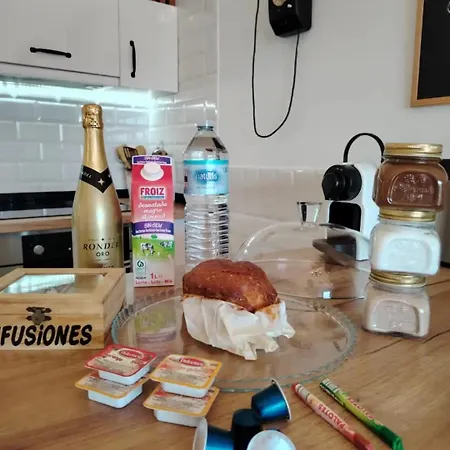 Casa Nueva Vigo-mos Con Chimenea Y Jacuzzi Obsequio Kit Desayuno Y Botella Cava