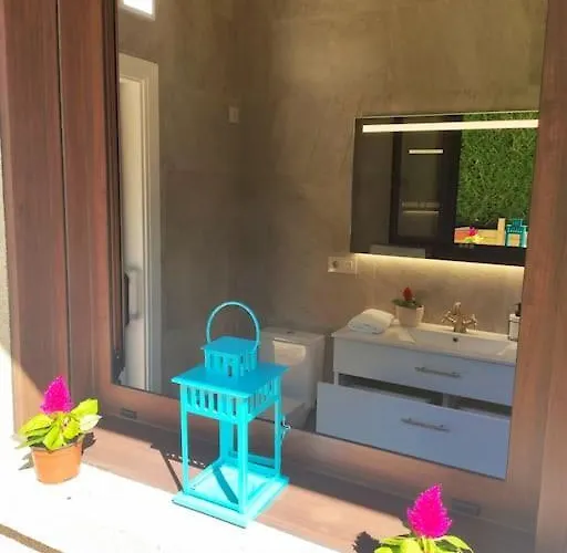 Casa Nueva De Vigo Rural Con Jacuzzi Y Chimenea