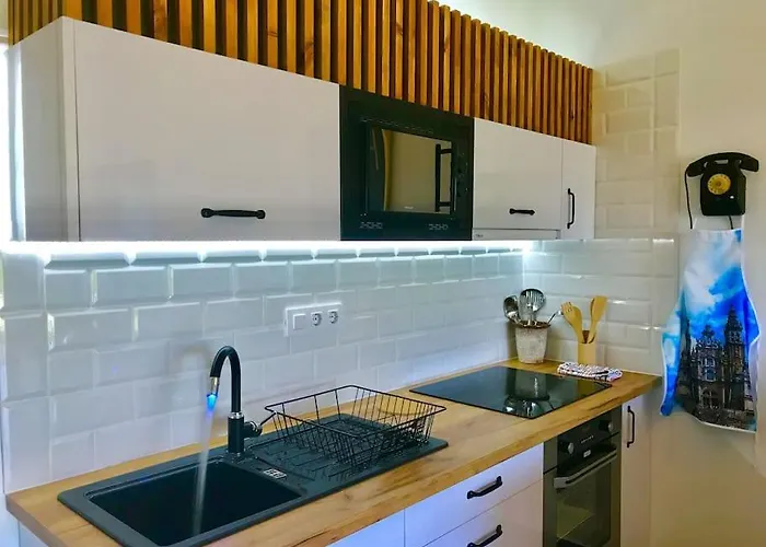 Casa Nueva De Vigo Rural Con Jacuzzi Y Chimenea Mos