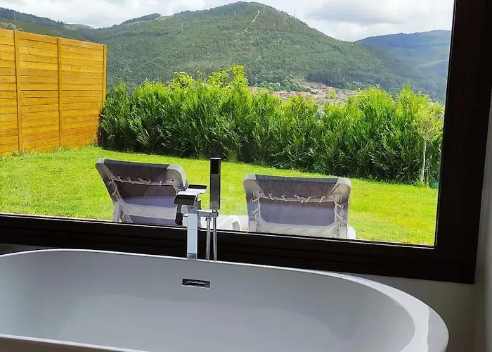 Сasa de vacaciones Casa Nueva De Vigo Rural Con Jacuzzi Y Chimenea