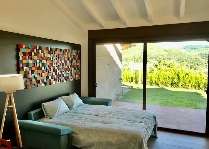 Сasa de vacaciones Casa Nueva De Vigo Rural Con Jacuzzi Y Chimenea *