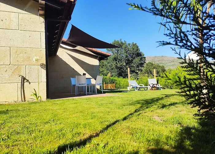 Casa Nueva De Vigo Rural Con Jacuzzi Y Chimenea Mos