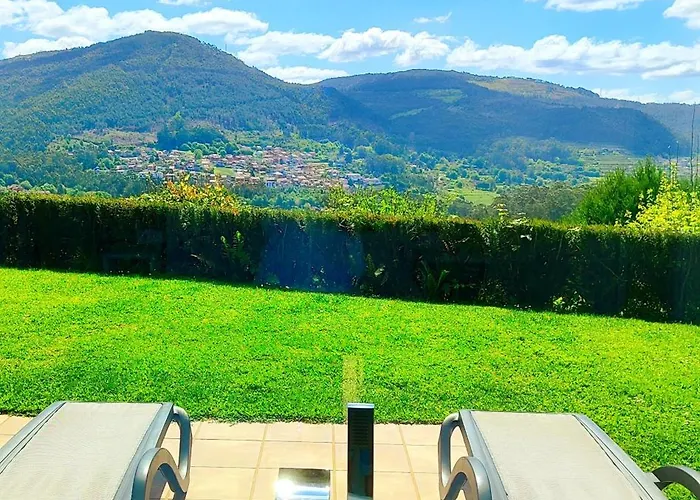 Casa Nueva De Vigo Rural Con Jacuzzi Y Chimenea Сasa de vacaciones Mos